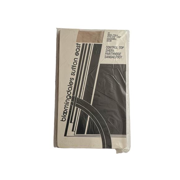 NOS Bloomingdales Sutton East Control Top Sheer Seashell Pantyhose M Tall - Picture 1 of 3